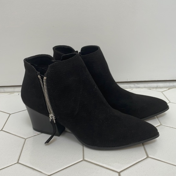 Black Zip Up Booties - Picture 1 of 3